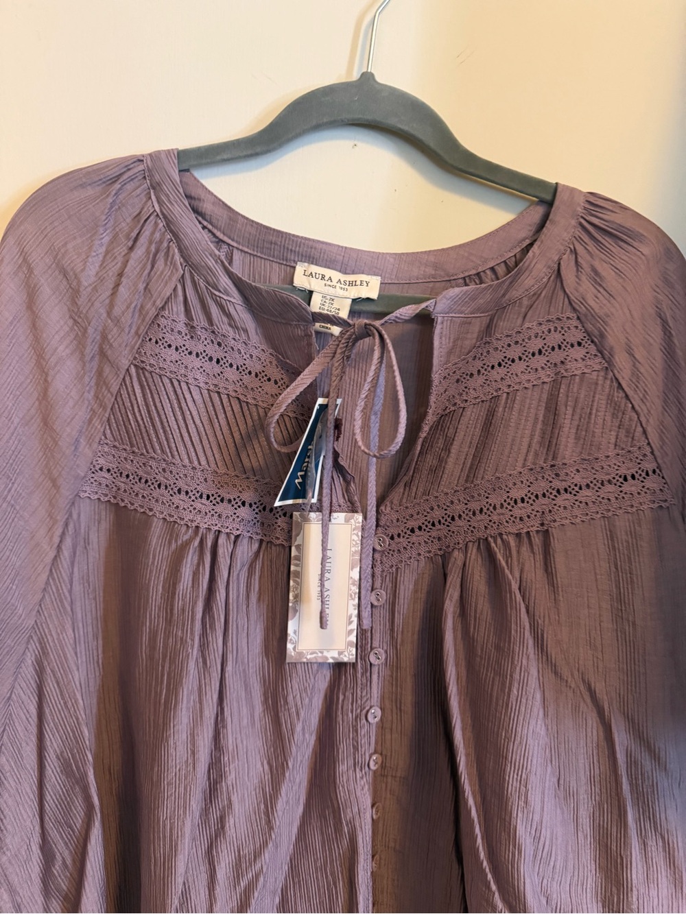 Laura Ashley Boho Peasant Blouse | NWT | Size 2X | Dusty Mauve | Lace Trim - Picture 6 of 8